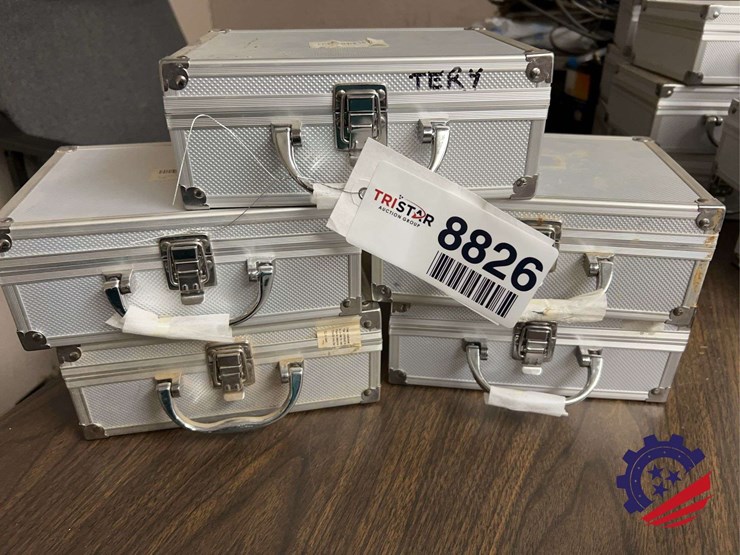 set-of-5-multifunctional-gas-detectors-with-metal-cases-image-2