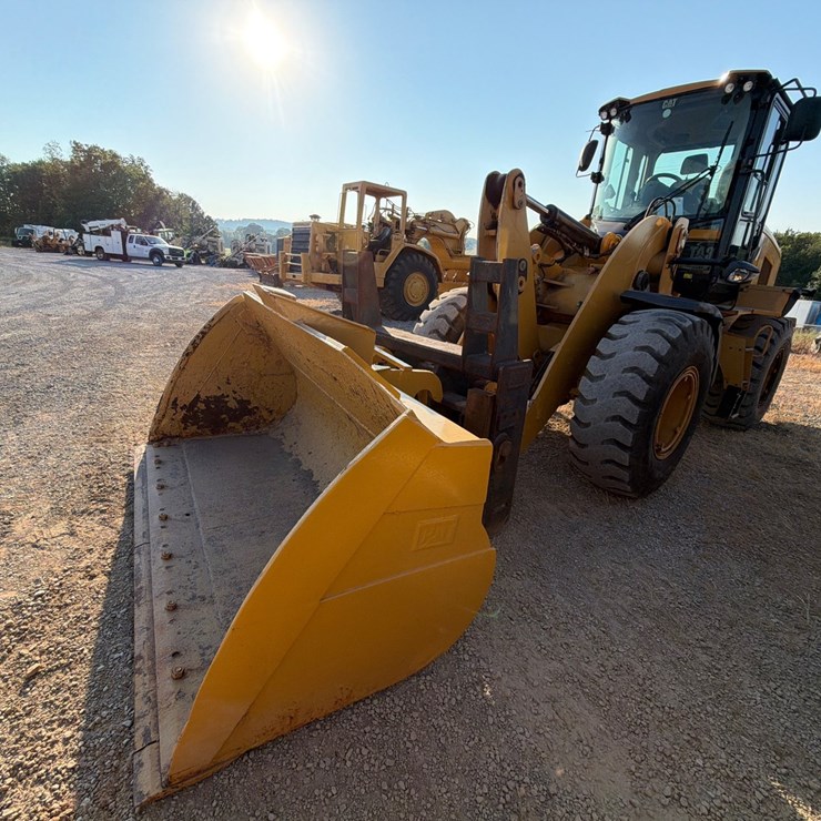 2015 CATERPILLAR 924K