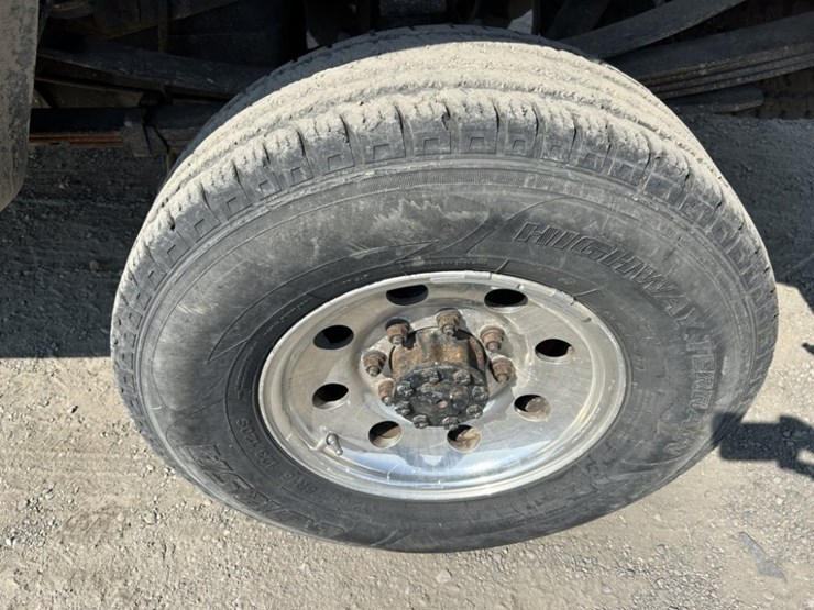 2002-ford-f350-xlt-image-11