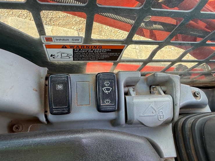 2022-kubota-svl75-2-image-26