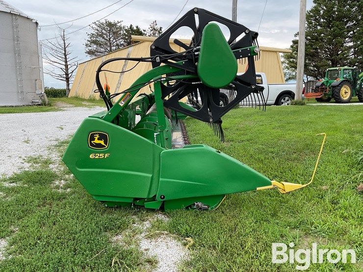 2011-john-deere-625f-image-4