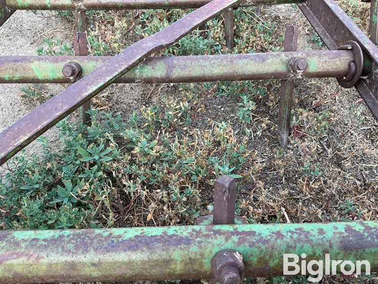 john-deere-pull-type-rake-image-16