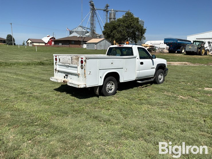 2003-chevrolet-silverado-2500-image-7