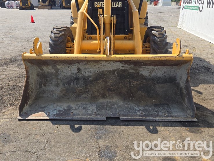 caterpillar-416c-image-14