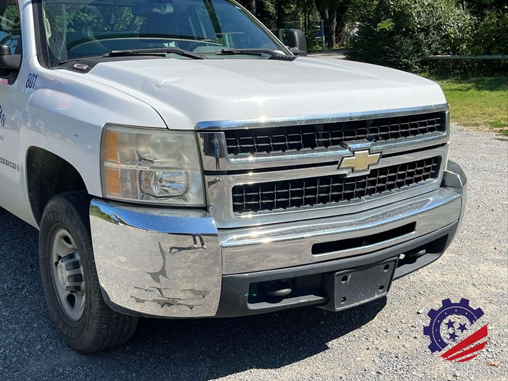 2009-chevrolet-silverado-2500-image-14