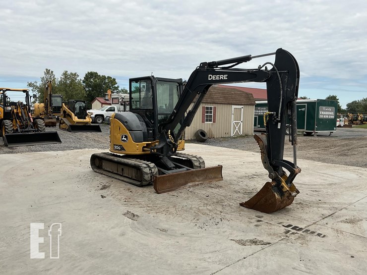 2022-deere-50g-image-6