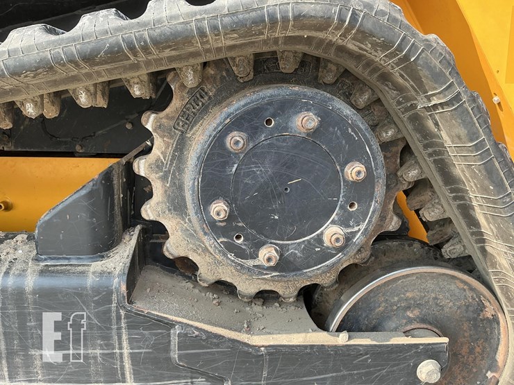 2021-jcb-3ts-8t-image-9