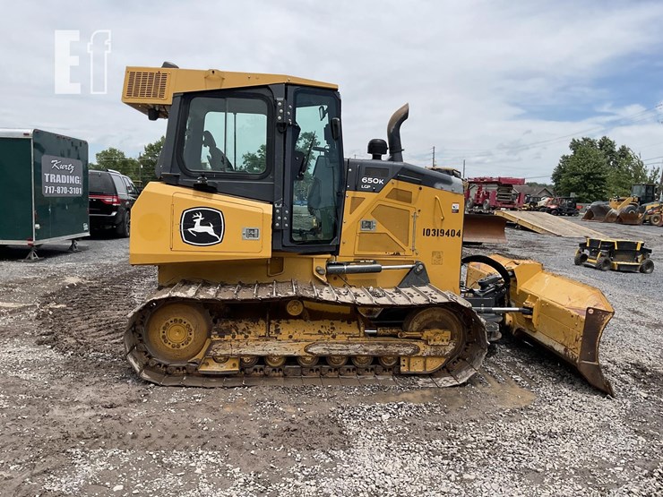 2021-deere-650k-lgp-image-5