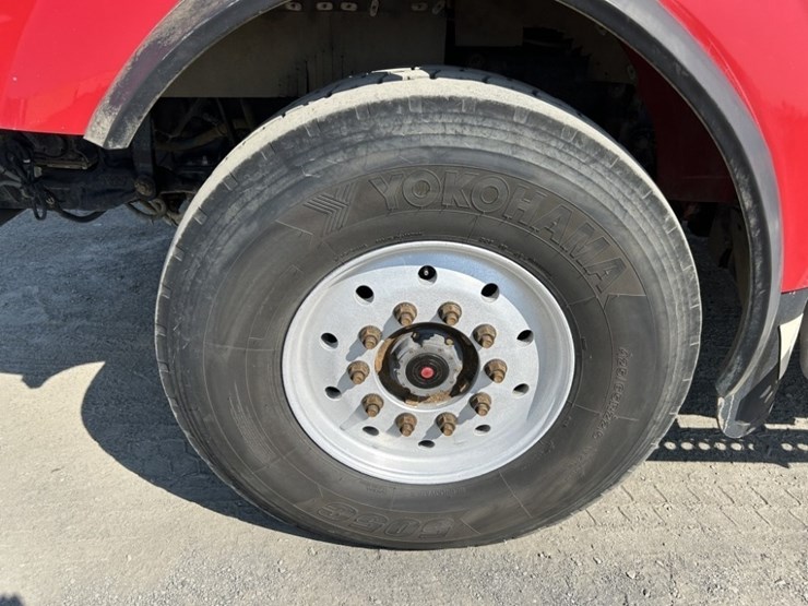 2015-western-star-4900sb-image-33