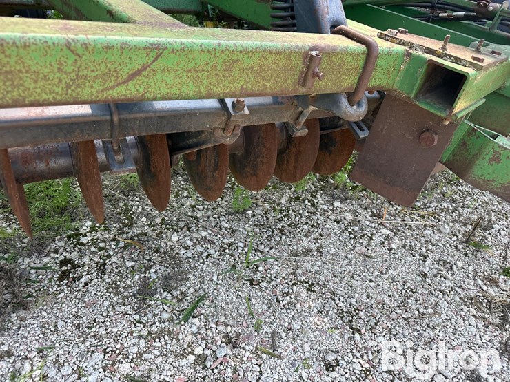 john-deere-724-image-19