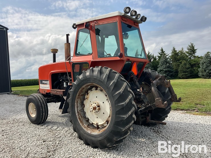 1978-allis-chalmers-7020-image-7