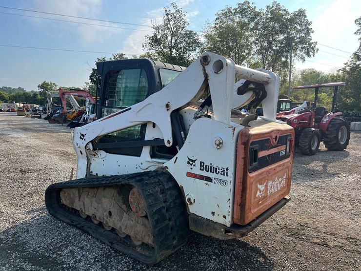 2014-bobcat-t750-image-3