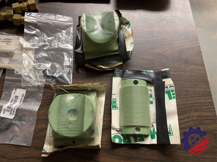 assorted-fusion-equipment-parts-and-pipe-facer-components-image-4