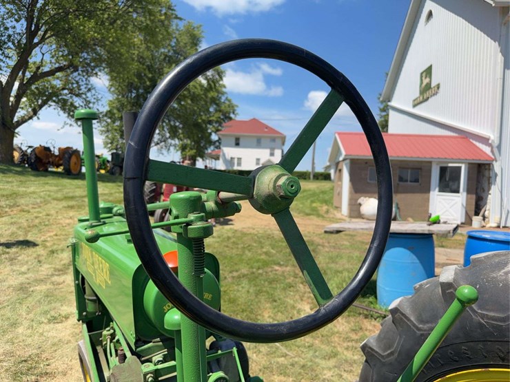 john-deere-b-image-31