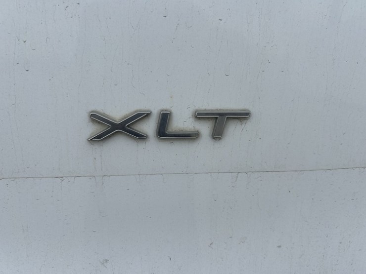 2017-ford-transit-image-11