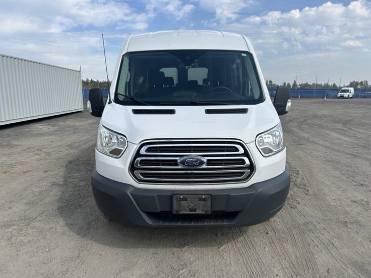 2018-ford-transit-image-8