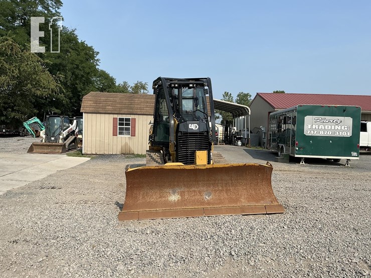 2023-caterpillar-d1-image-7