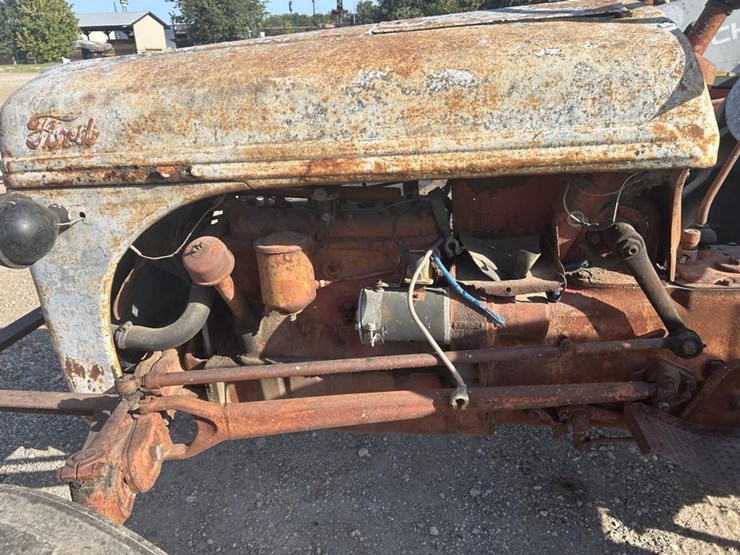 ford-tractor-image-8