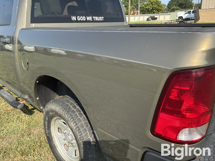 2015-dodge-1500-image-14