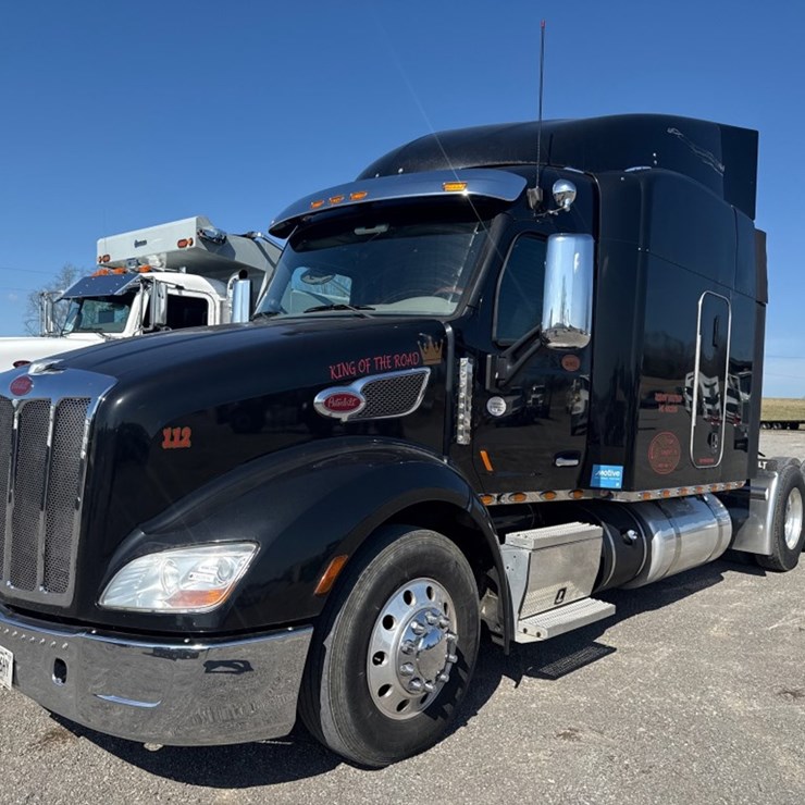 2018 PETERBILT 579