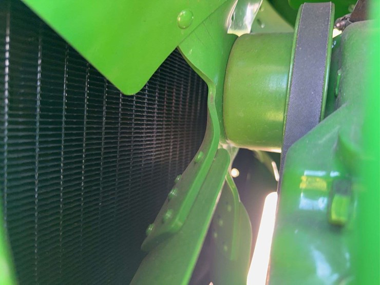 john-deere-2520-image-21