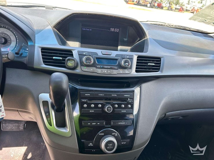 2011-honda-odyssey-image-19