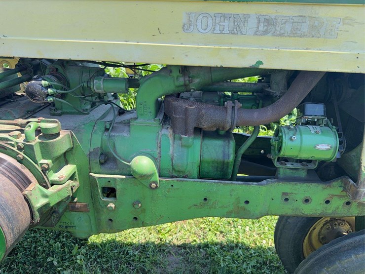 john-deere-70-image-24