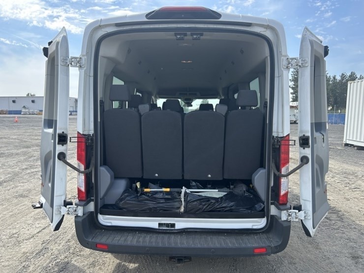 2018-ford-transit-image-32