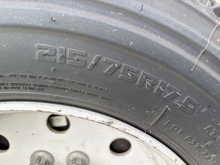 2019-towmaster-t-14dt-image-23