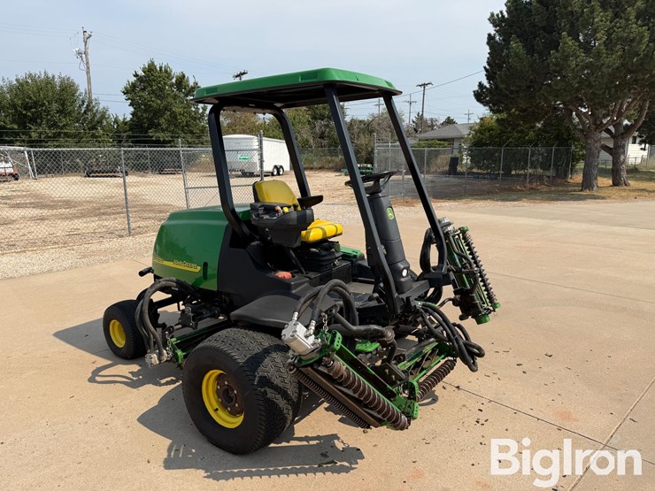 john-deere-3225c-image-3