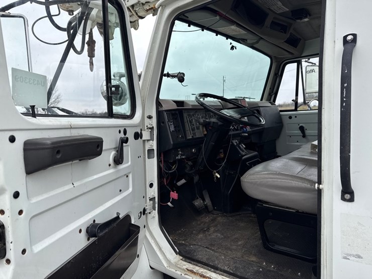 2000-international-4900-image-22