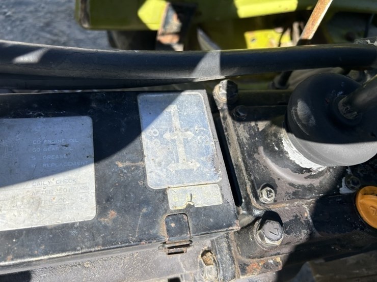 yanmar-ym240-image-25