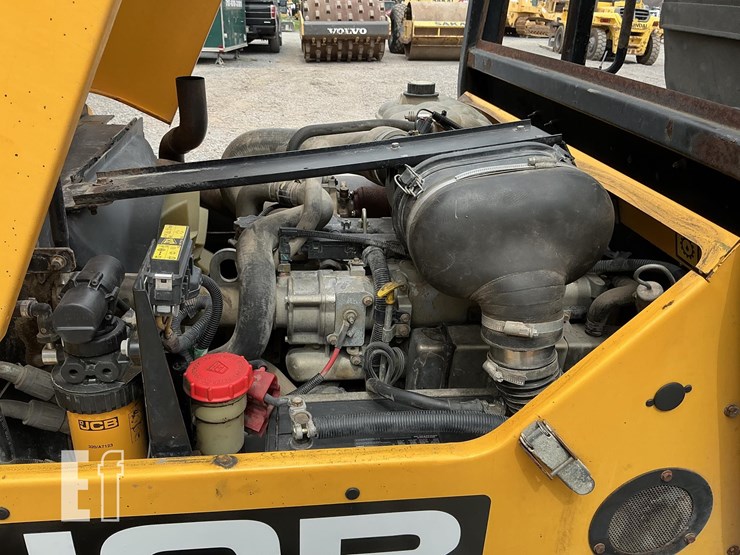 2013-jcb-930-image-10