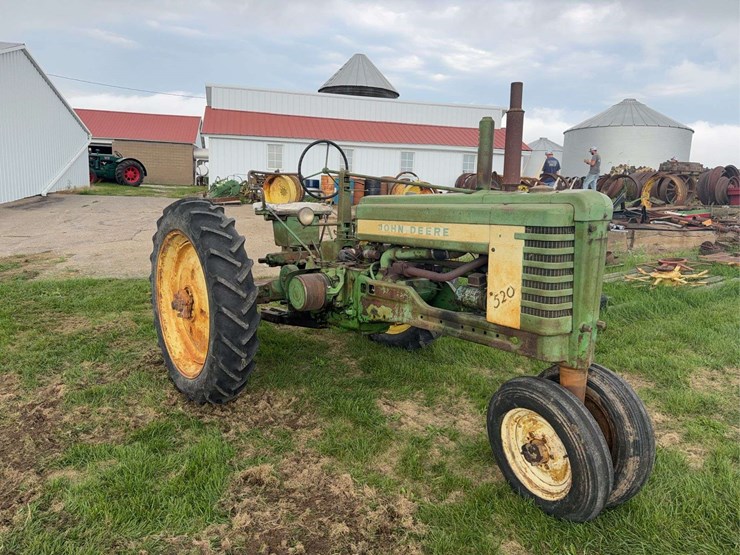 john-deere-b-image-7