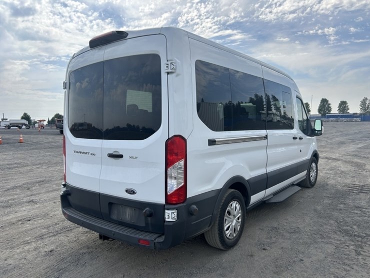 2018-ford-transit-image-5