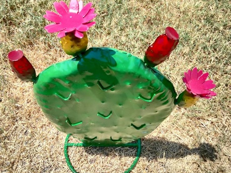#117-•-metal-art---medium-green-cactus-w/red-&-pink-image-2