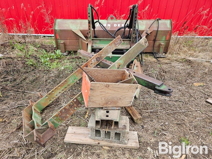 1980-john-deere-524-image-6