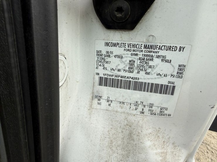 2006-ford-f350-xl-image-22