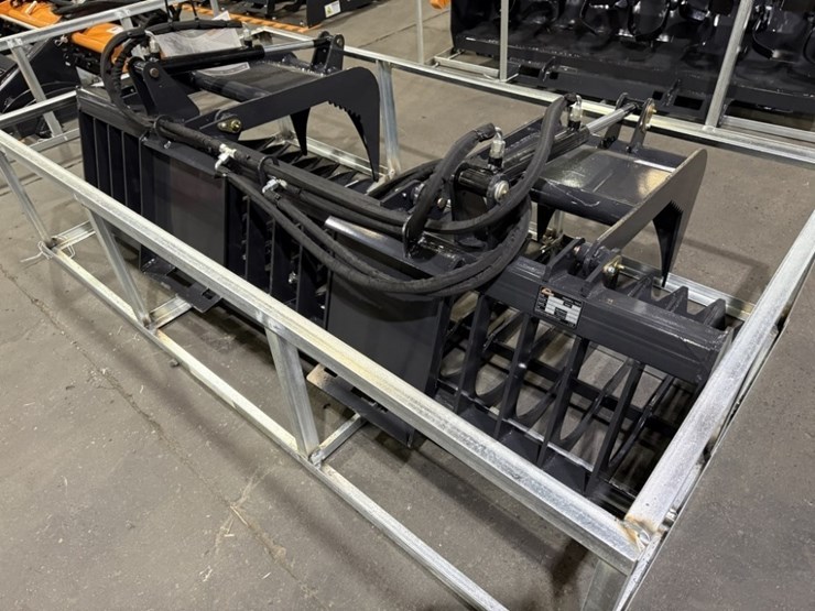 2026-arteer-rgb-84w-rock-grapple-bucket-image-4