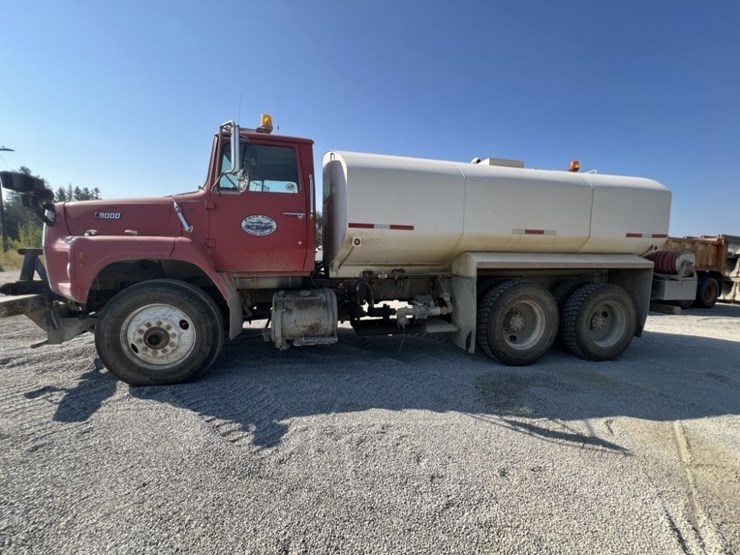 1988-ford-lts9000-image-4