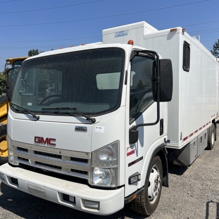 2008 GMC W5500HD