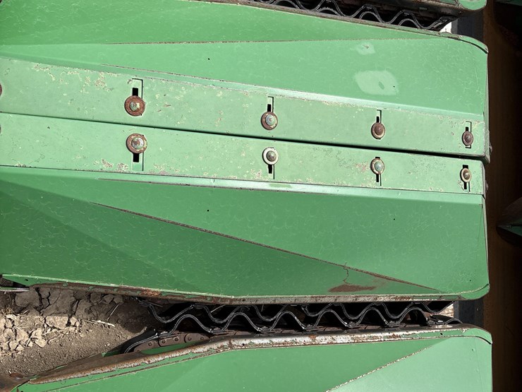 2011-john-deere-1253a-image-11