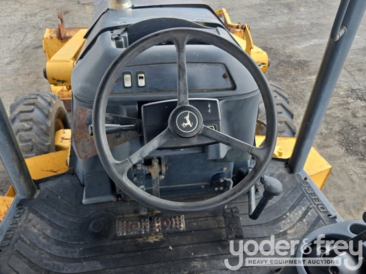 deere-310g-image-44