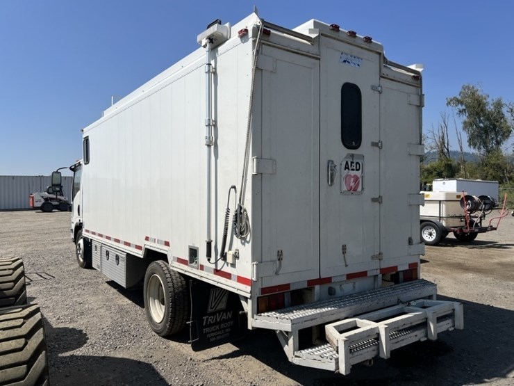 2008-gmc-w5500hd-image-4