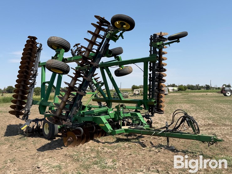 john-deere-637-image-3