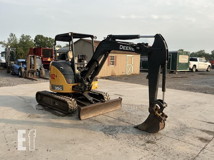 2019-deere-35g-image-6