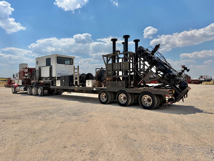 2019-hydra-rig-2-3/8”-coil-tubing-unit-&-haul-truck-with-bop-support-trailer-&-truck-package-lots__-thru__-image-3