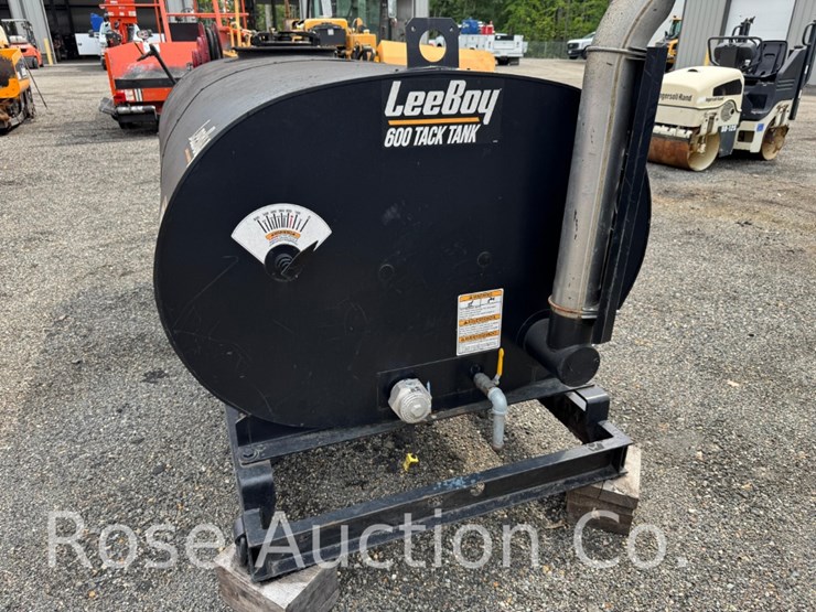 2023-leeboy-l600s-skid-mount-asphalt-distributors-(rockville,-va)-image-3