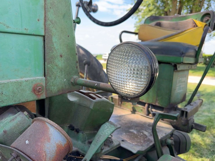john-deere-60-image-39