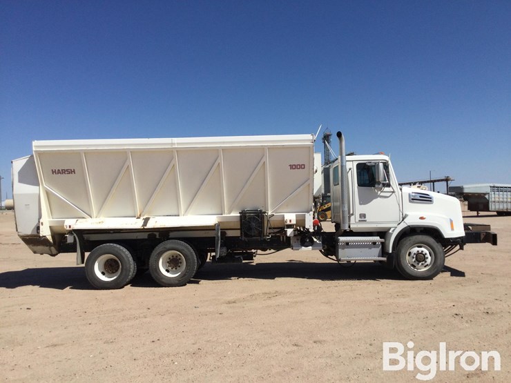 2020-western-star-4700-image-4